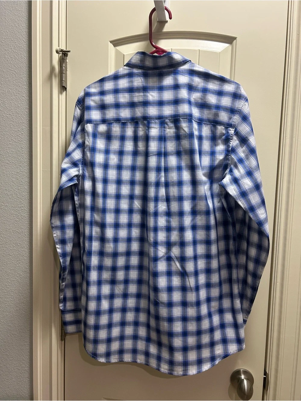 Wrangler Blue and White Plaid Button-Down Shirt